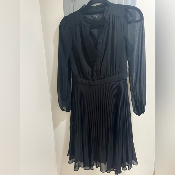 Ann Taylor Petite LBD - Picture 1 of 4